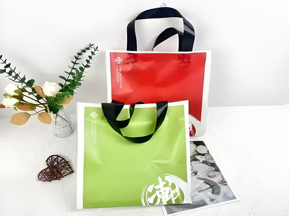 How to Make Garment Carry Plastic Bags